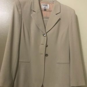 Women Kasper Suit